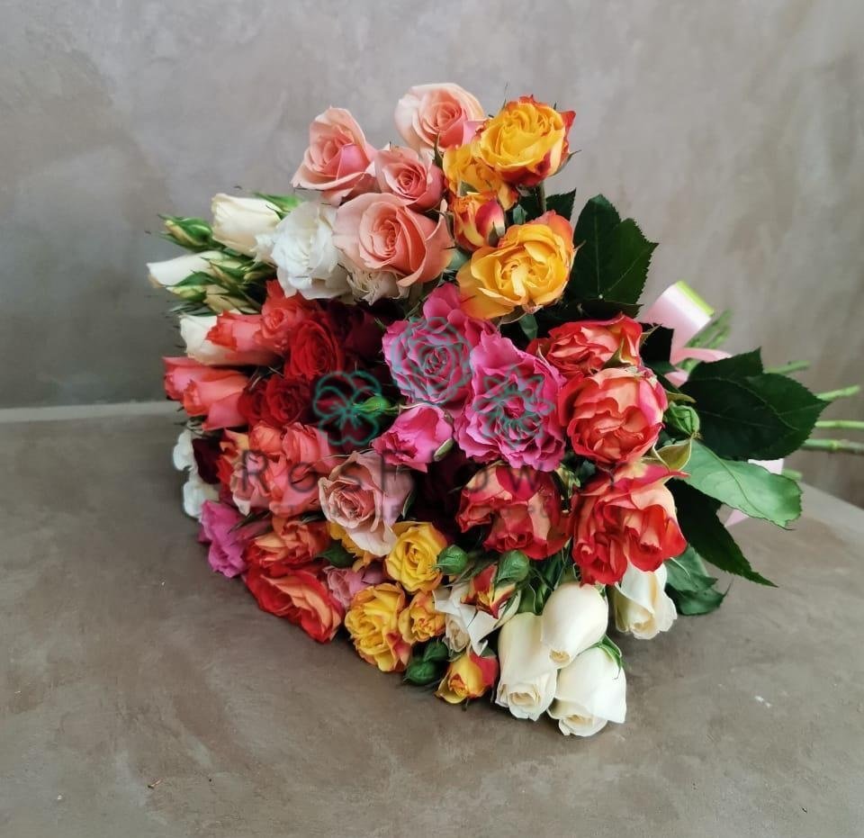 Букет цветов из: Розы в Заклинье