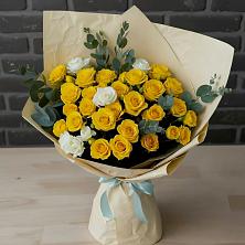 Букет цветов из:  Розы в Заклинье