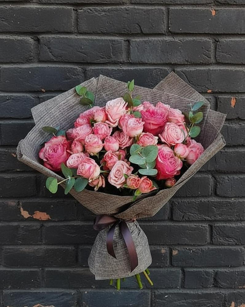 Букет цветов из: Розы в Заклинье