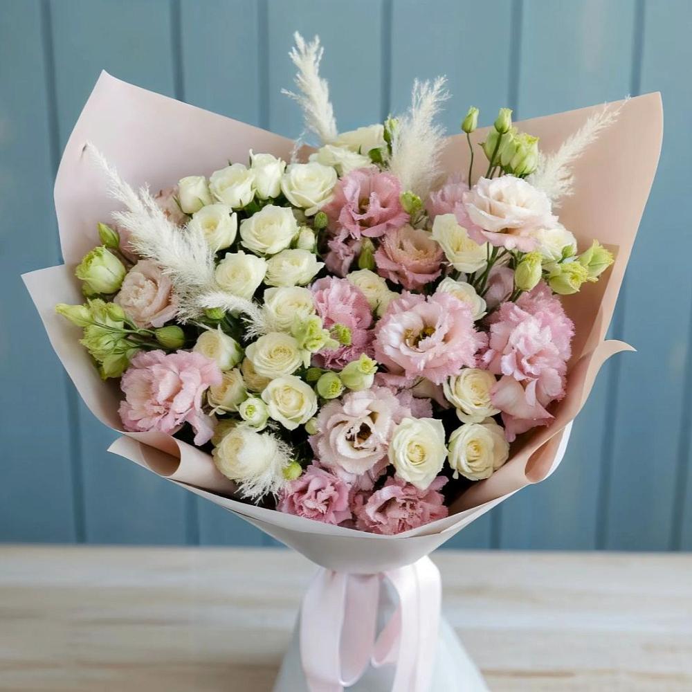 Букет цветов из: Альстромерии и Розы в Заклинье