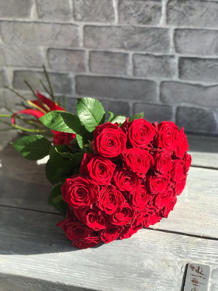 Букет Красные розы Фридом в Заклинье