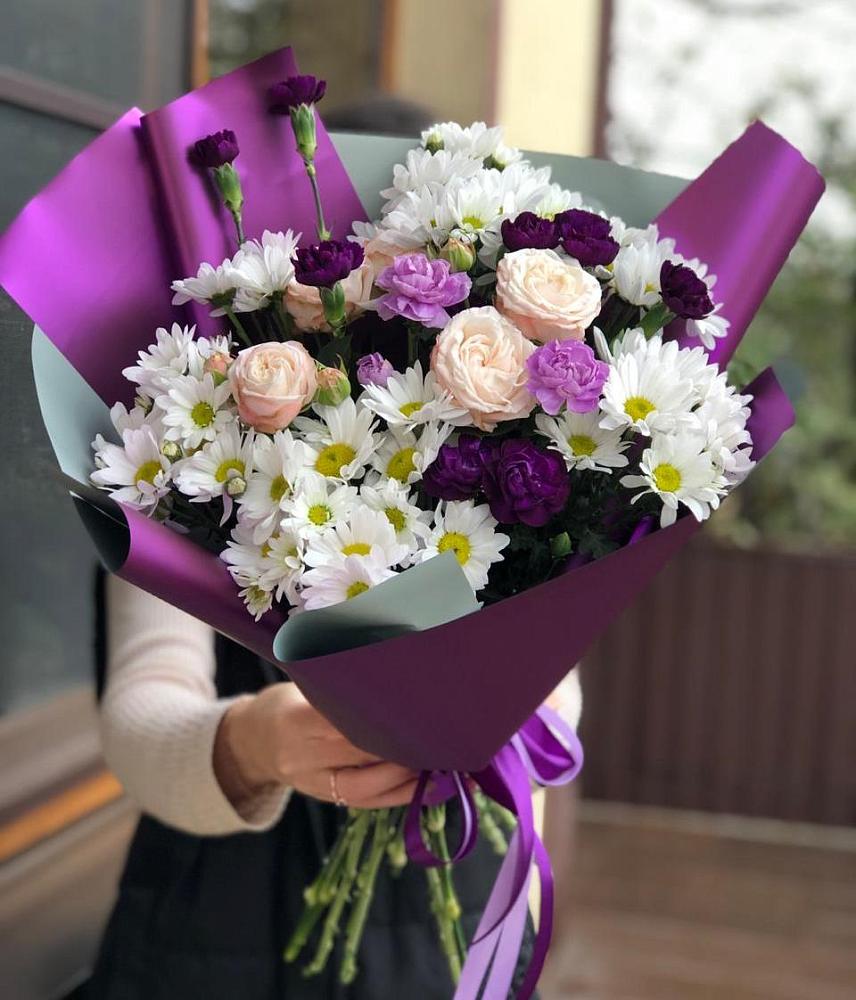 Букет цветов из: Хризантемы, Гвоздики и Розы в Заклинье