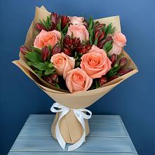 Букет цветов из:  Розы и Альстромерии #REPLACE_PRED# Заклинье