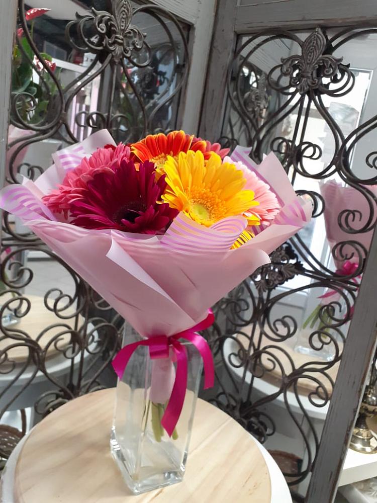 Букет цветов из: Герберы в Заклинье