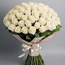 Букет 101 беля роза Белоснежка в Заклинье