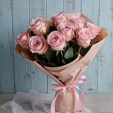 Букет цветов из:  Розы в Заклинье