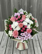 Букет цветов из:  Альстромерии, Гвоздики, Розы и Хризантемы в Заклинье
