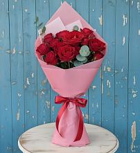 Букет цветов из:  Розы в Заклинье