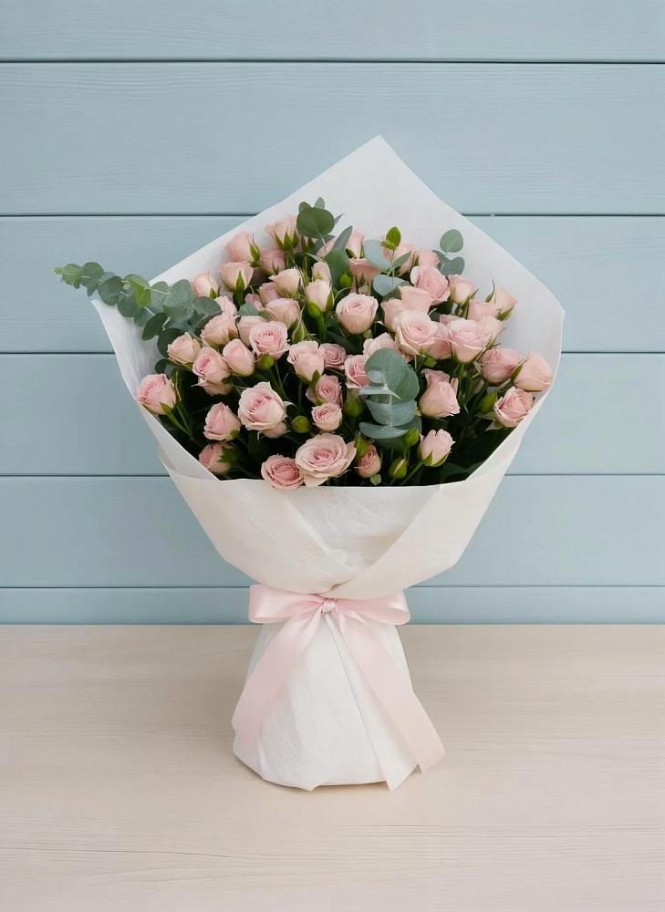 Букет цветов из: Розы в Заклинье