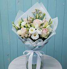 Букет цветов из:  Розы и Лизиантусы #REPLACE_PRED# Заклинье