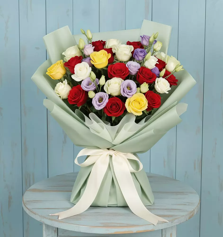 Букет цветов из: Розы в Заклинье