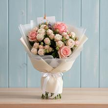 Букет цветов из:  Розы в Заклинье