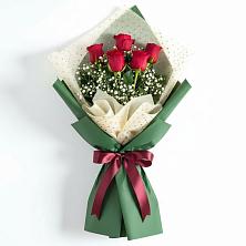Букет цветов из:  Розы в Заклинье