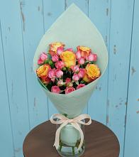 Букет цветов из:  Розы в Заклинье