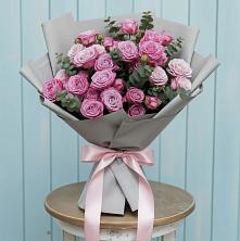 Букет цветов из:  Розы в Заклинье